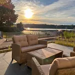 Mit Seeblick Ruppinersee アパート *